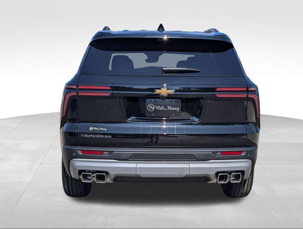 new 2026 Chevrolet Traverse car, priced at $43,822