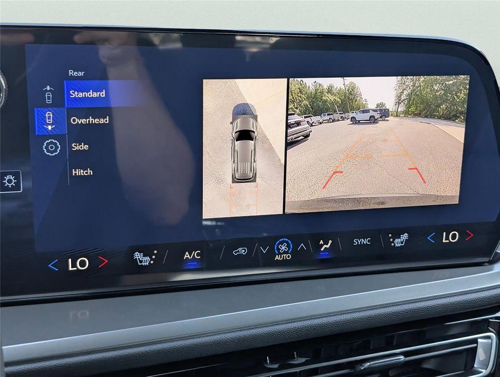 new 2026 Chevrolet Traverse car, priced at $43,202