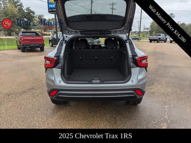 new 2025 Chevrolet Trax car, priced at $24,280