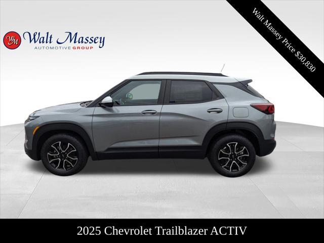 new 2025 Chevrolet TrailBlazer car, priced at $30,830