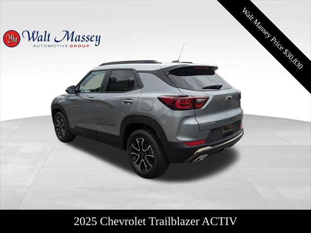 new 2025 Chevrolet TrailBlazer car, priced at $30,830