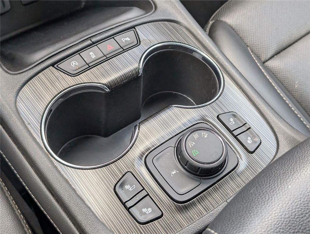 used 2023 GMC Acadia car, priced at $27,299