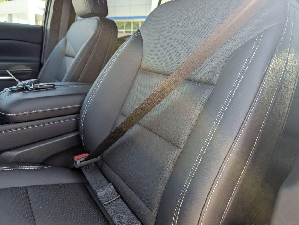 new 2026 Chevrolet Traverse car, priced at $46,333
