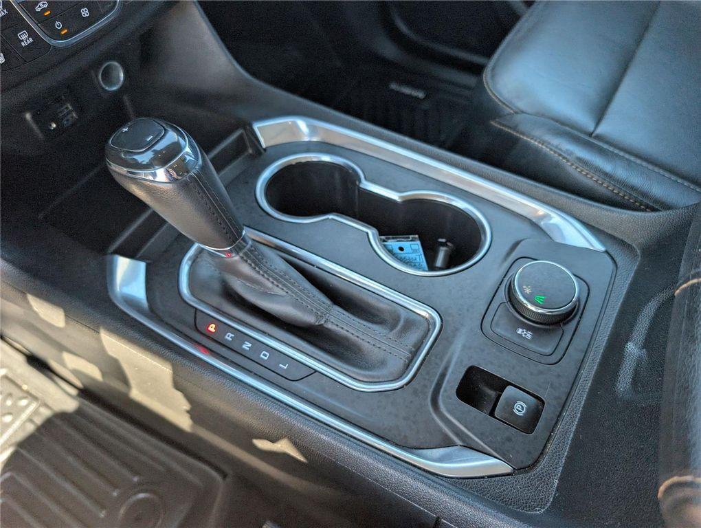 used 2020 Chevrolet Traverse car, priced at $18,599