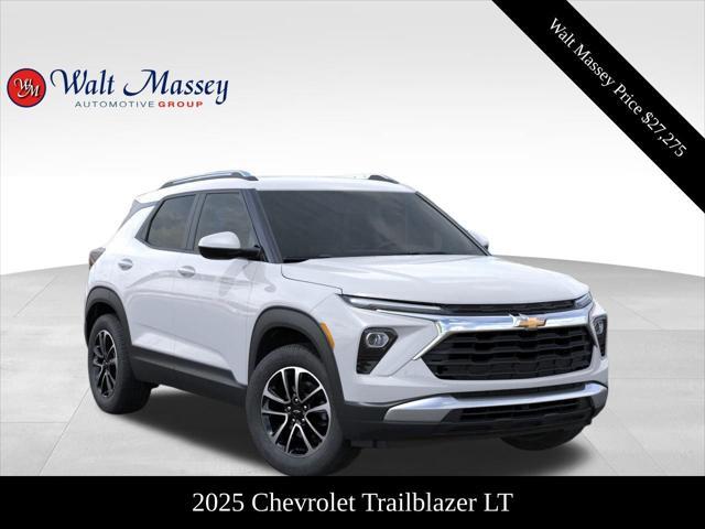 new 2025 Chevrolet TrailBlazer car, priced at $27,275