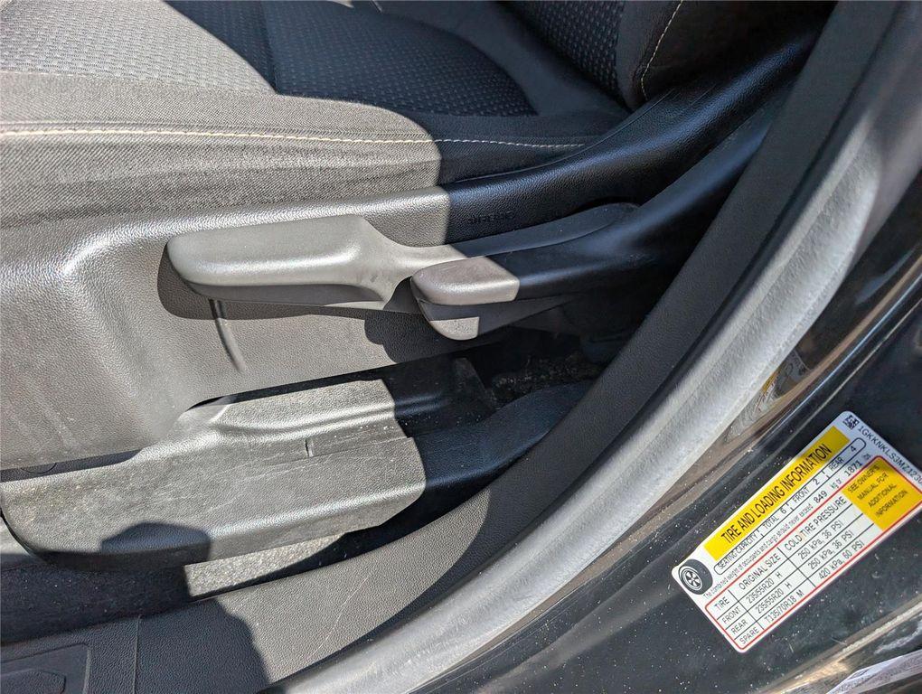 used 2021 GMC Acadia car, priced at $18,393