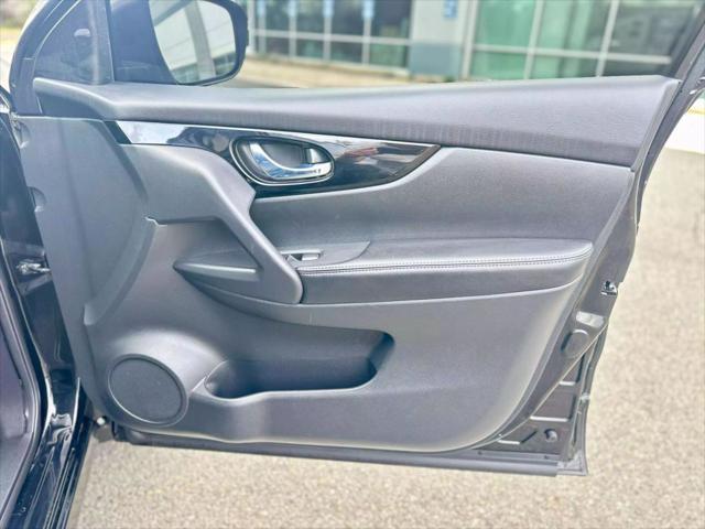 used 2017 Nissan Rogue Sport car, priced at $10,998