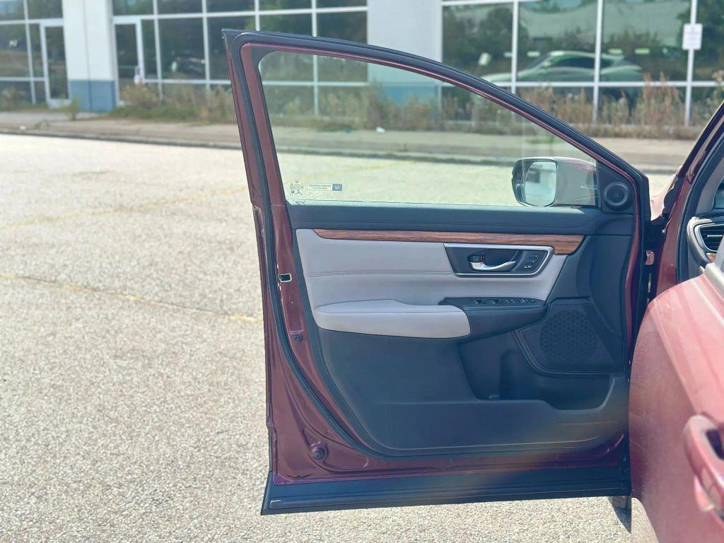 used 2017 Honda CR-V car, priced at $19,590