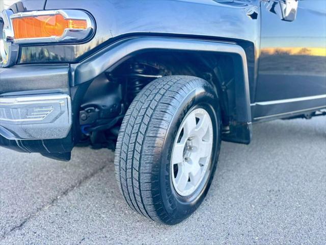 used 2010 Toyota FJ Cruiser car, priced at $18,498