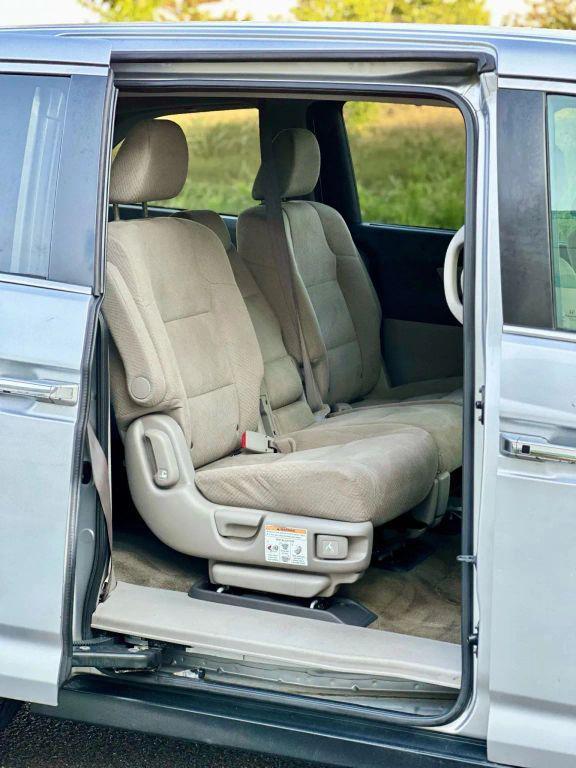 used 2014 Honda Odyssey car, priced at $12,990