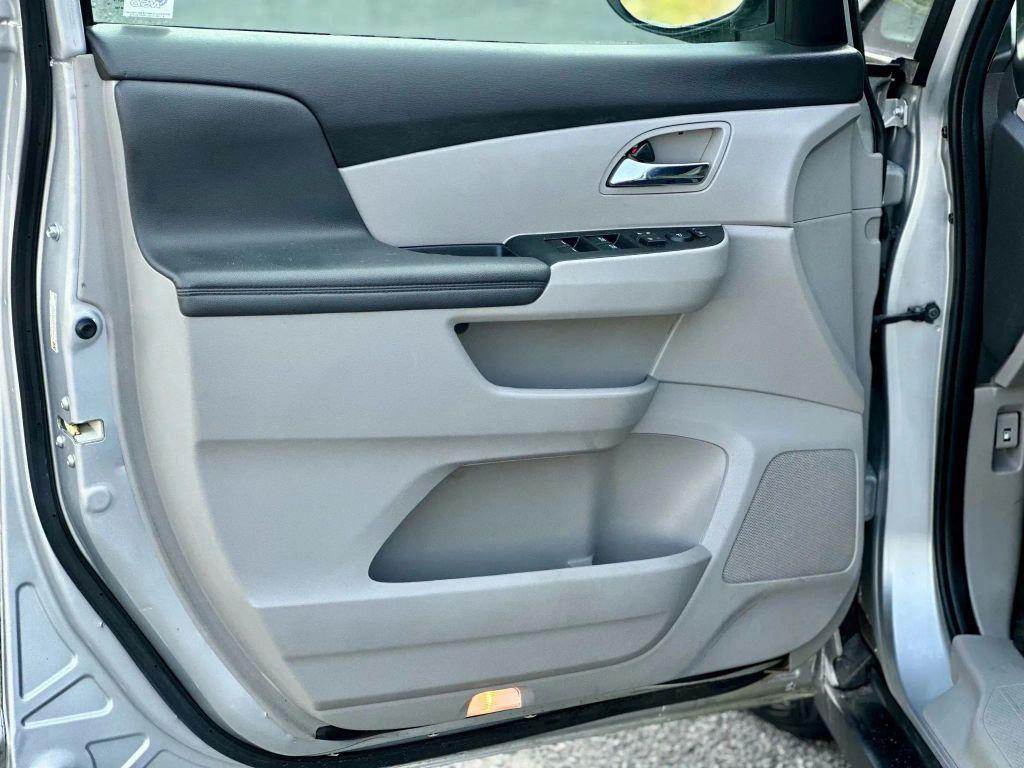 used 2014 Honda Odyssey car, priced at $12,990