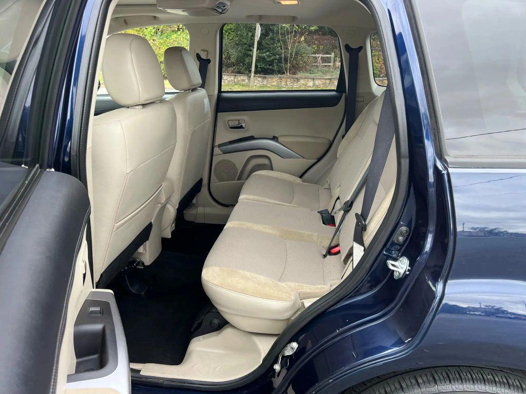 used 2011 Mitsubishi Outlander car, priced at $7,490