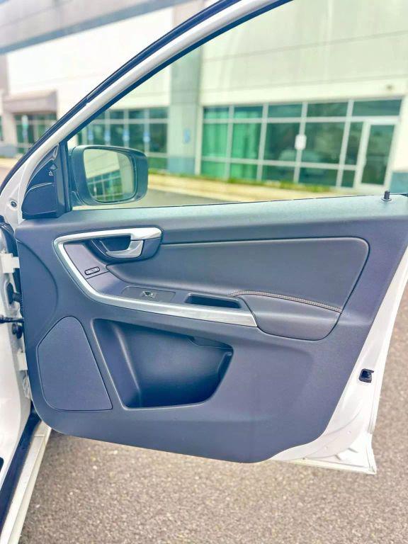 used 2017 Volvo XC60 car, priced at $13,495