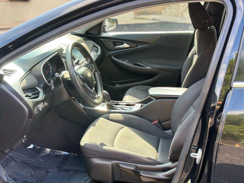 used 2016 Chevrolet Malibu car, priced at $9,999