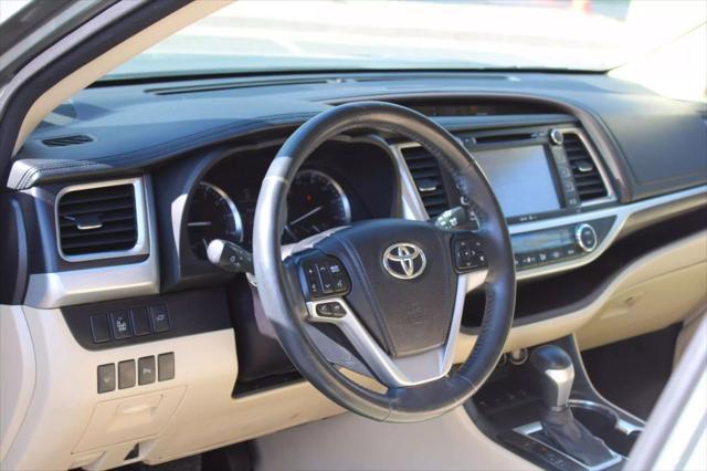 used 2015 Toyota Highlander car, priced at $13,598