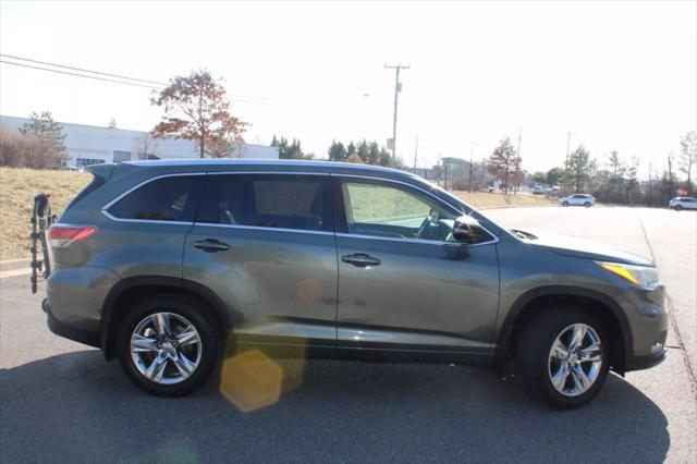 used 2015 Toyota Highlander car, priced at $13,598