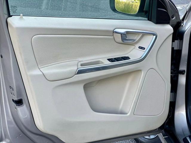 used 2014 Volvo XC60 car, priced at $7,498
