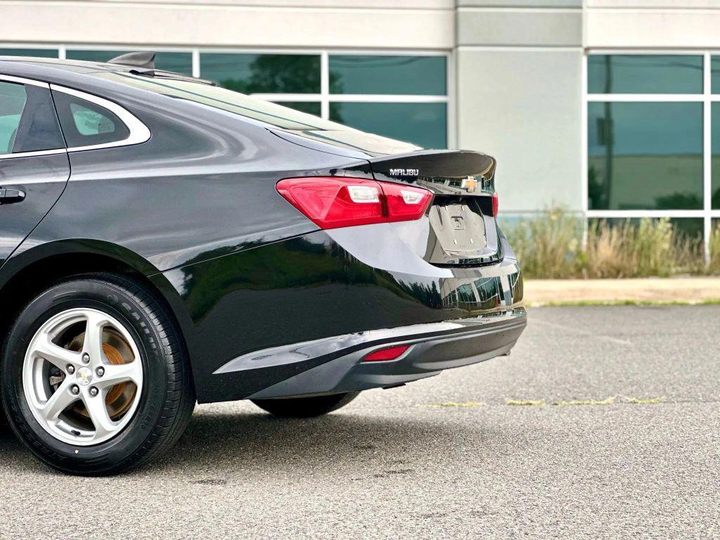 used 2018 Chevrolet Malibu car, priced at $8,998
