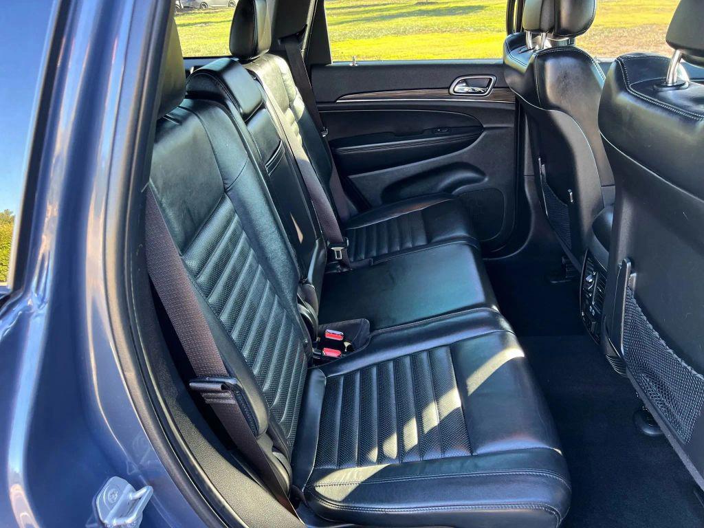 used 2019 Jeep Grand Cherokee car, priced at $17,195