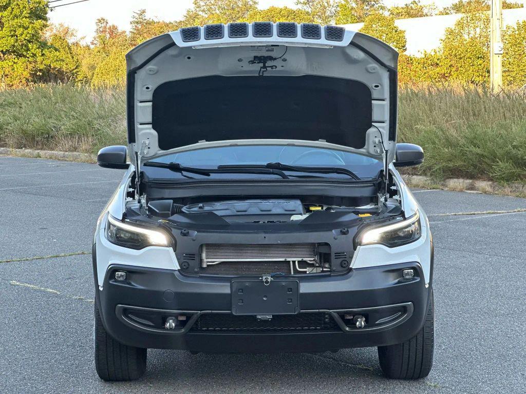 used 2020 Jeep Cherokee car, priced at $13,890