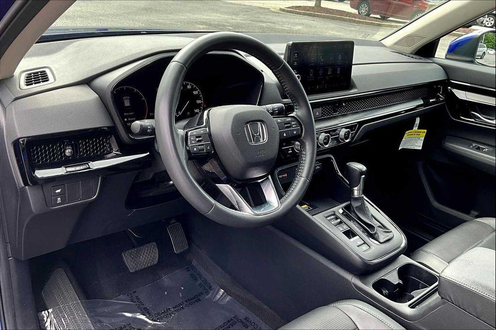 used 2023 Honda CR-V car, priced at $31,500