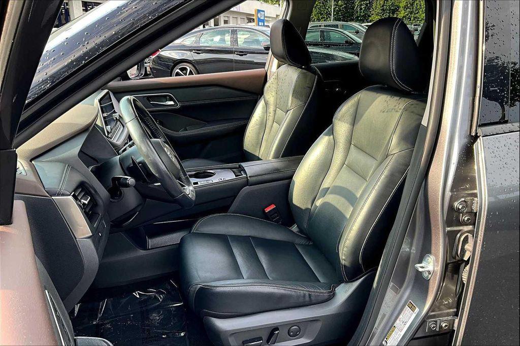 used 2021 Nissan Rogue car, priced at $21,500