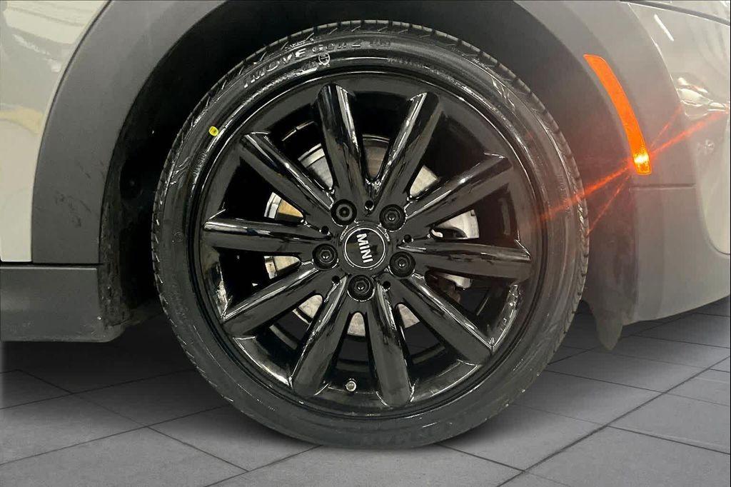 used 2019 MINI Hardtop car, priced at $18,000
