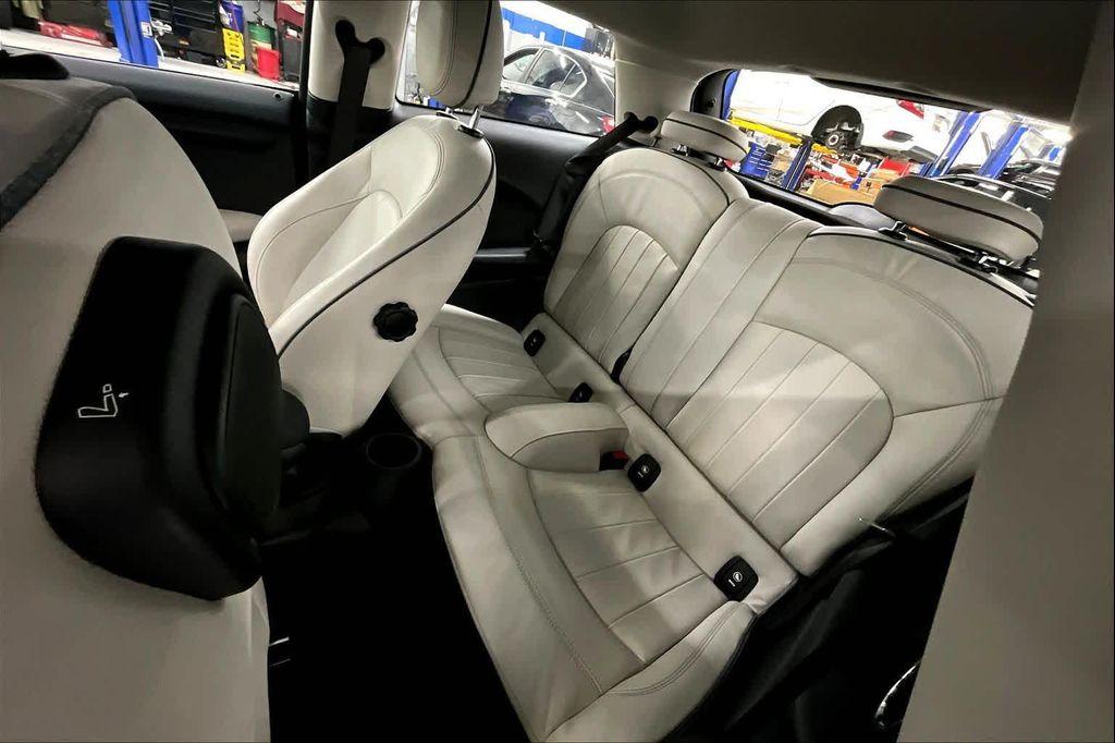 used 2019 MINI Hardtop car, priced at $18,000