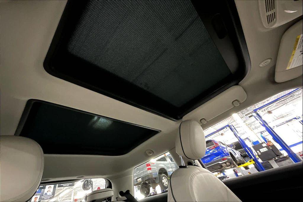 used 2019 MINI Hardtop car, priced at $18,000