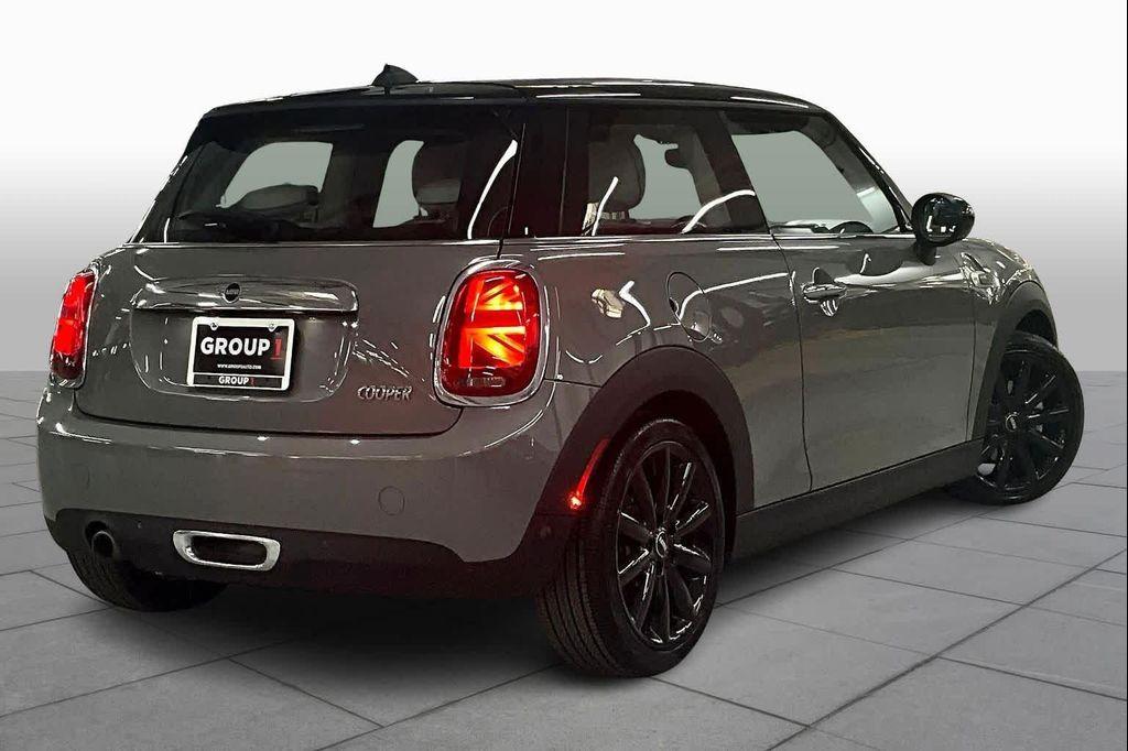 used 2019 MINI Hardtop car, priced at $18,000