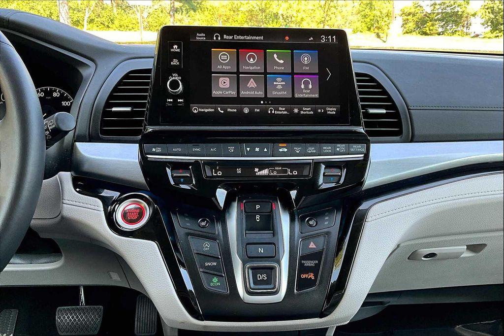 used 2025 Honda Odyssey car, priced at $41,000