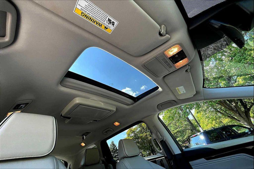 used 2025 Honda Odyssey car, priced at $41,000