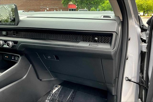 used 2025 Honda CR-V car, priced at $31,497