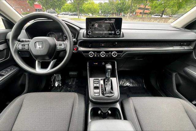 used 2025 Honda CR-V car, priced at $31,497