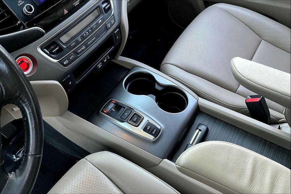 used 2022 Honda Ridgeline car, priced at $31,246