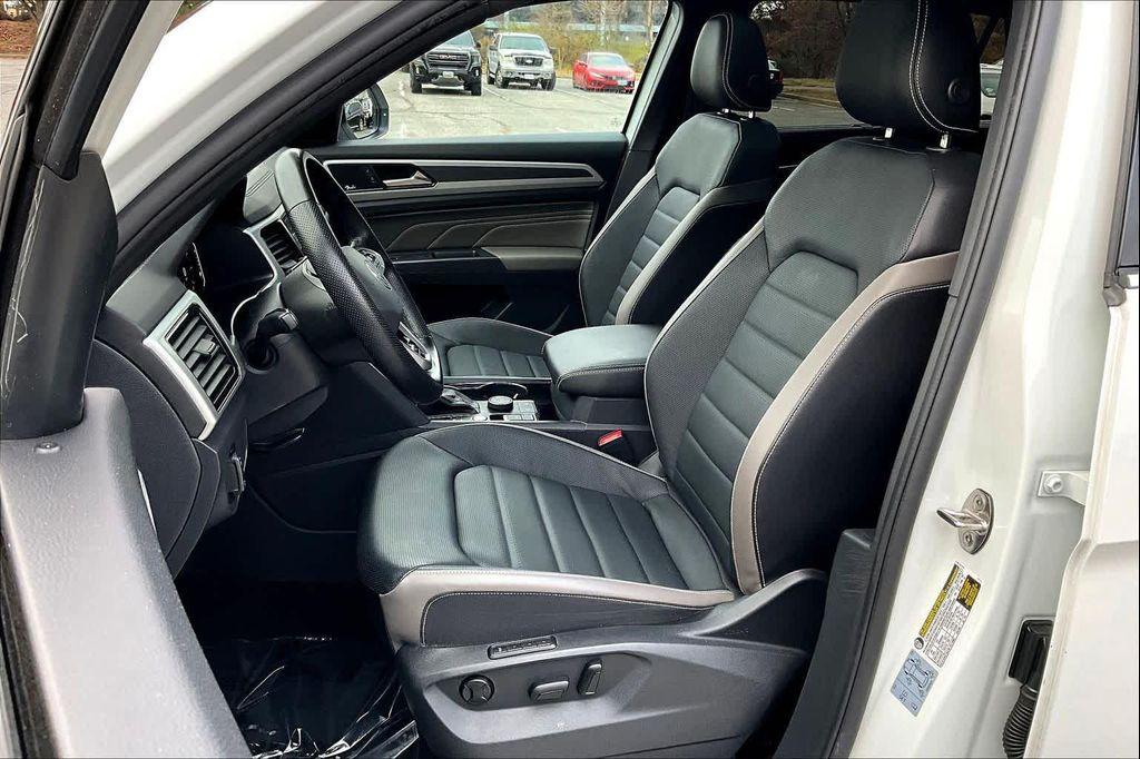 used 2021 Volkswagen Atlas Cross Sport car, priced at $27,000