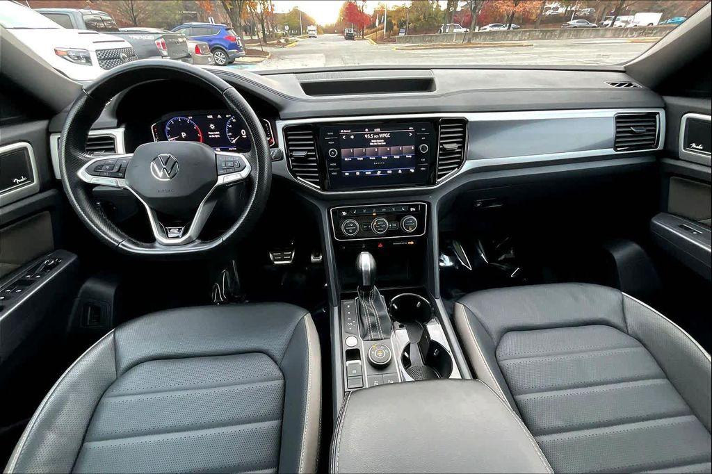 used 2021 Volkswagen Atlas Cross Sport car, priced at $27,000