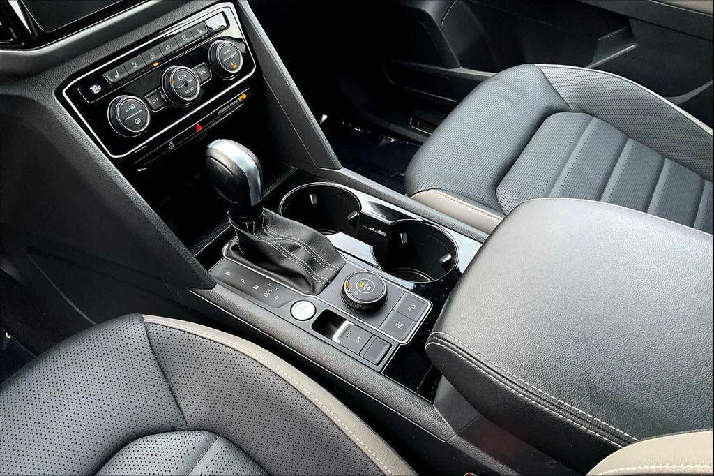 used 2021 Volkswagen Atlas Cross Sport car, priced at $27,000