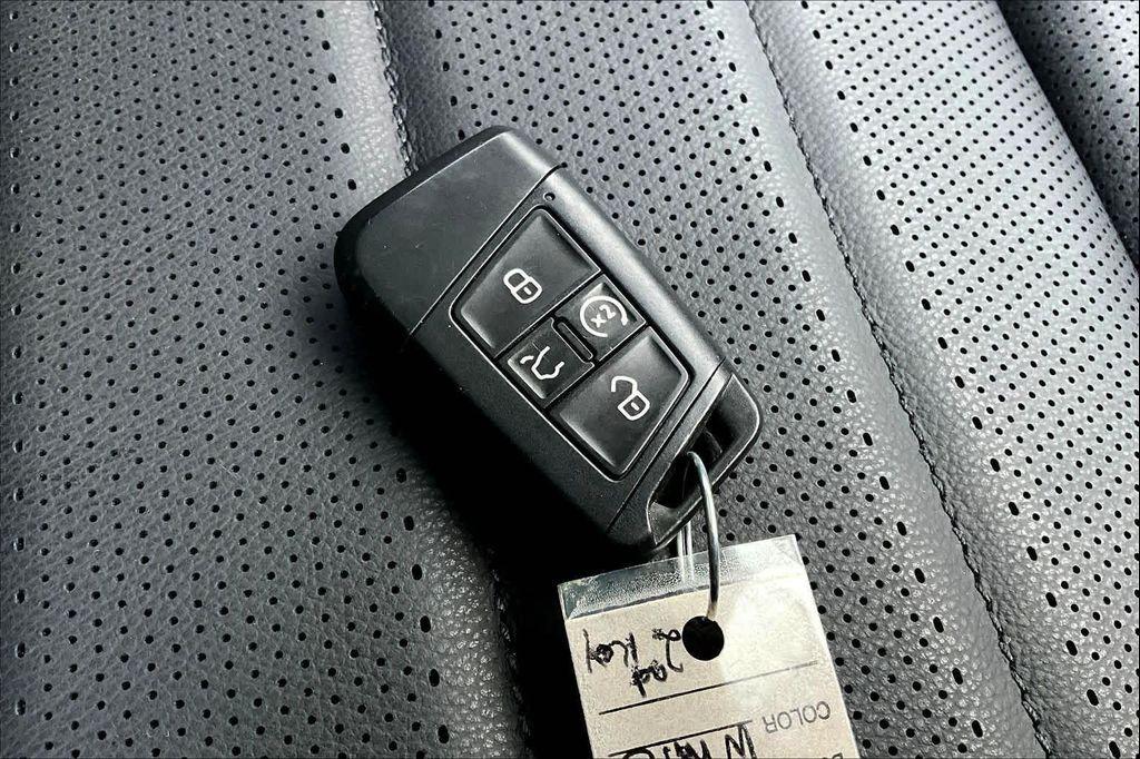 used 2021 Volkswagen Atlas Cross Sport car, priced at $27,000