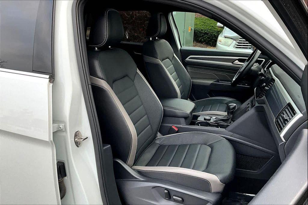 used 2021 Volkswagen Atlas Cross Sport car, priced at $27,000