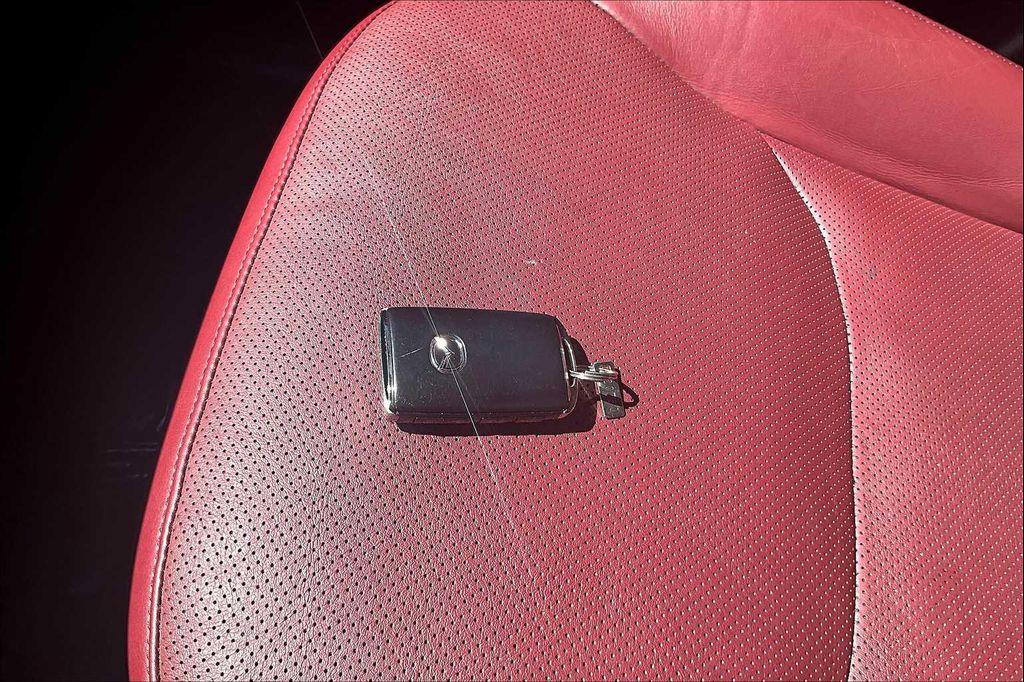 used 2022 Mazda CX-9 car, priced at $26,807