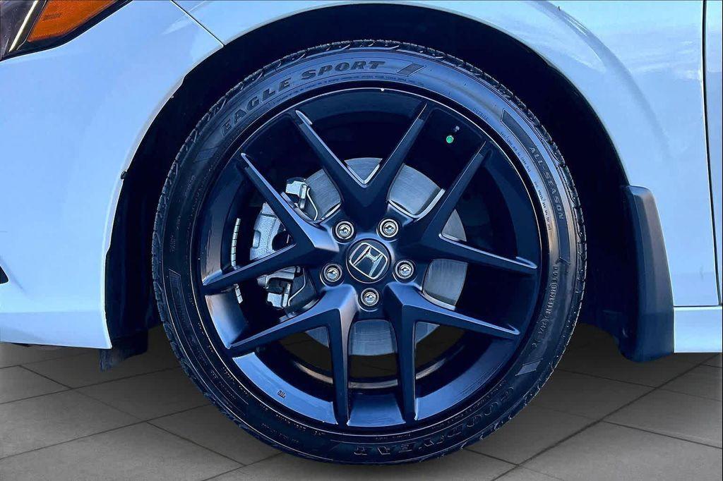 used 2024 Honda Civic Si car, priced at $28,900