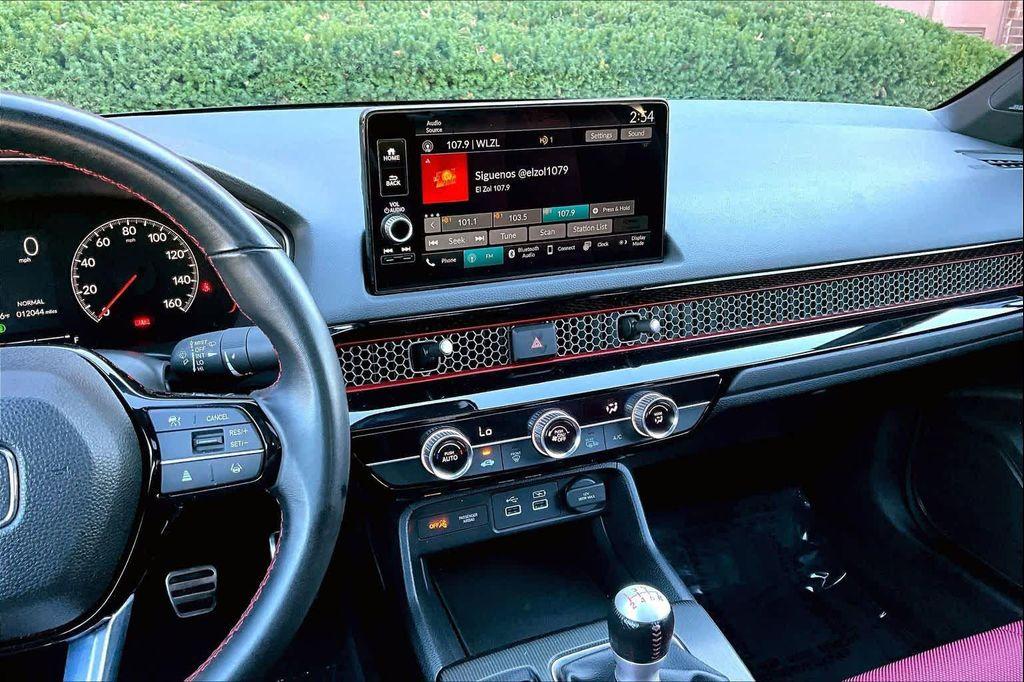 used 2024 Honda Civic Si car, priced at $28,900