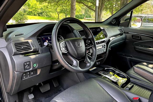 used 2022 Honda Passport car, priced at $32,250