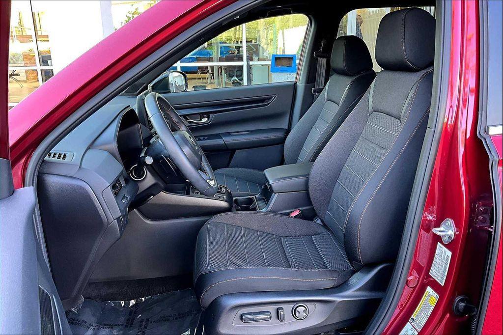 used 2025 Honda CR-V Hybrid car, priced at $35,980