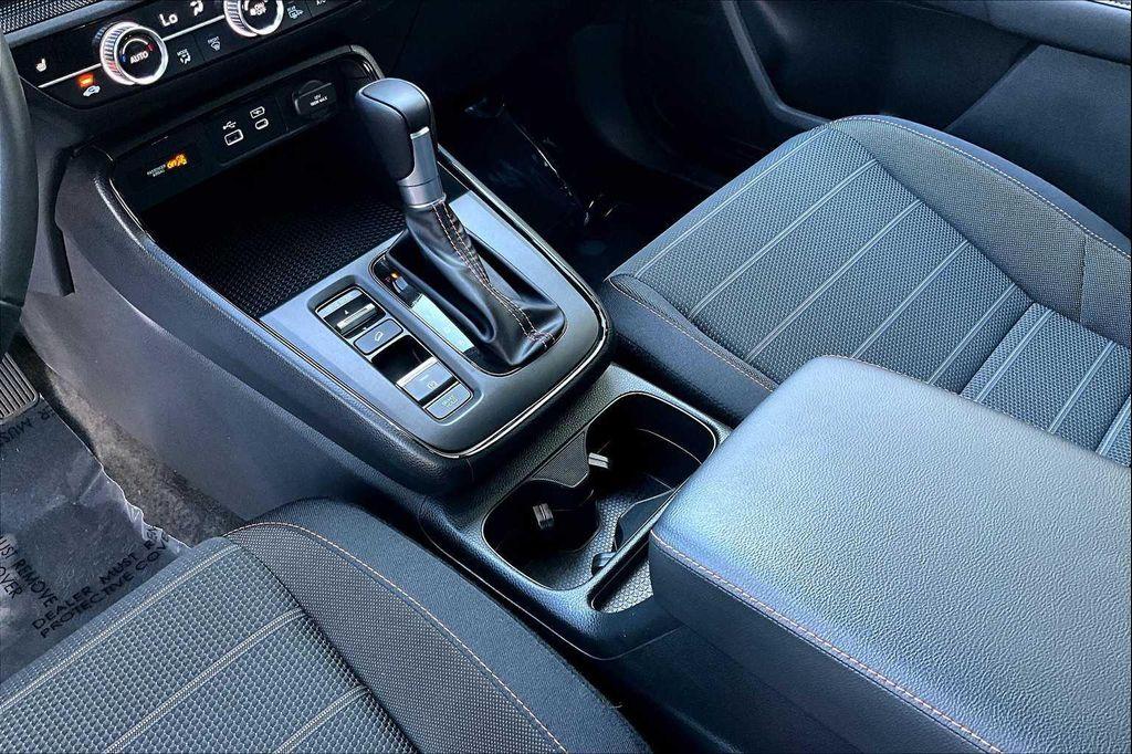 used 2025 Honda CR-V Hybrid car, priced at $35,980