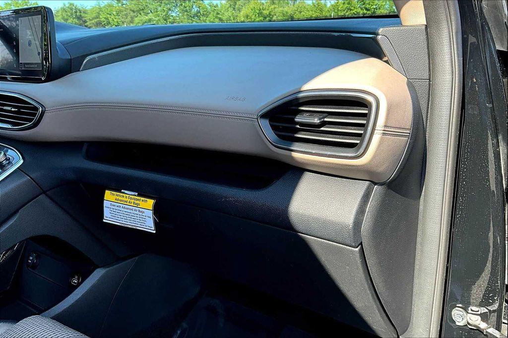 used 2023 Hyundai Santa Fe car, priced at $25,264