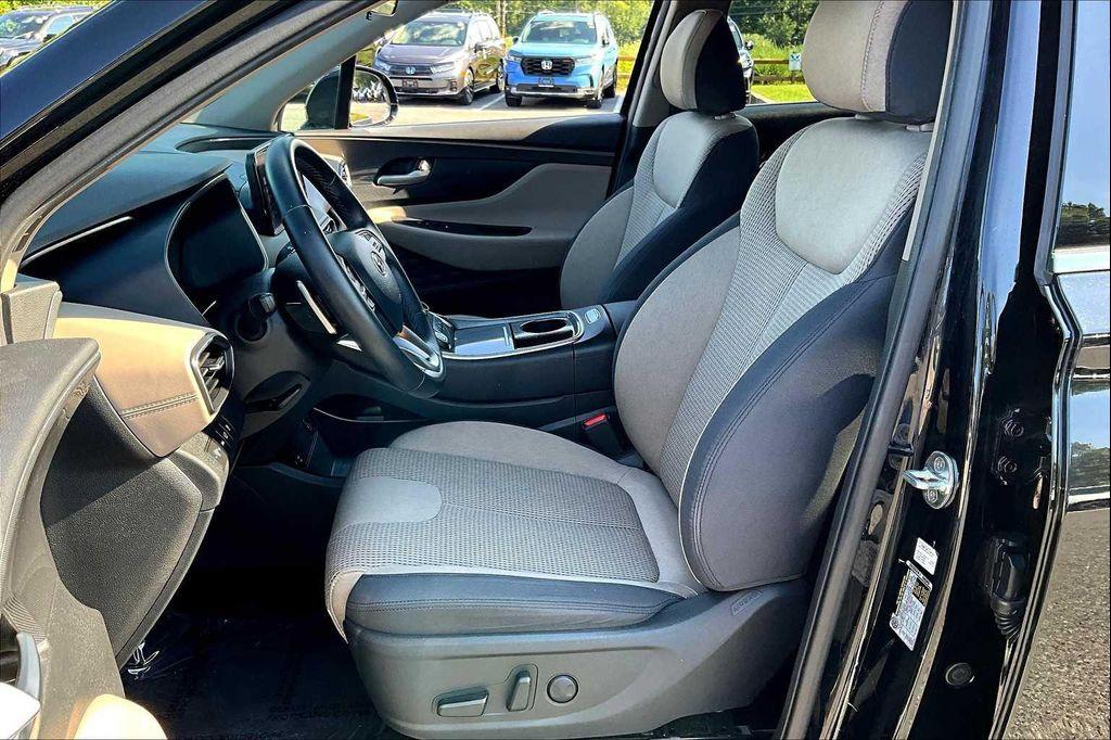 used 2023 Hyundai Santa Fe car, priced at $25,264