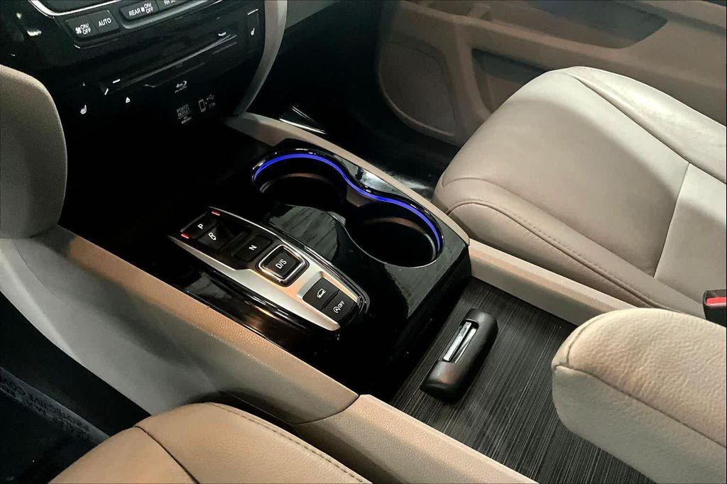 used 2021 Honda Pilot car, priced at $29,398