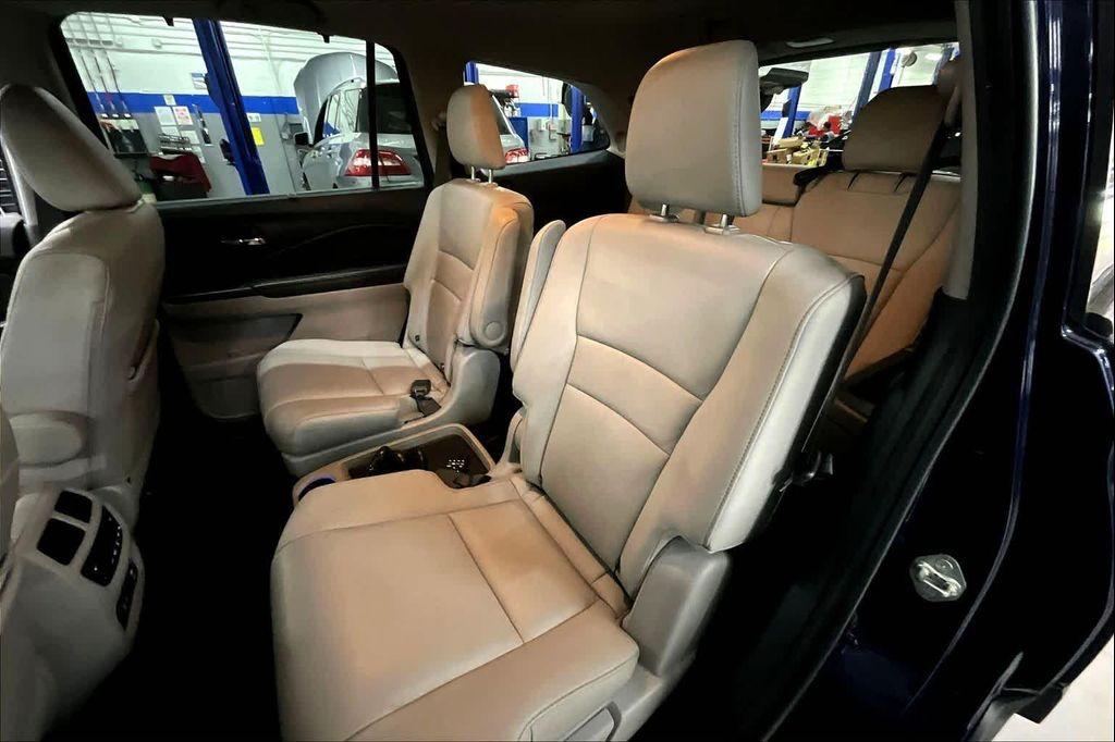 used 2021 Honda Pilot car, priced at $29,398